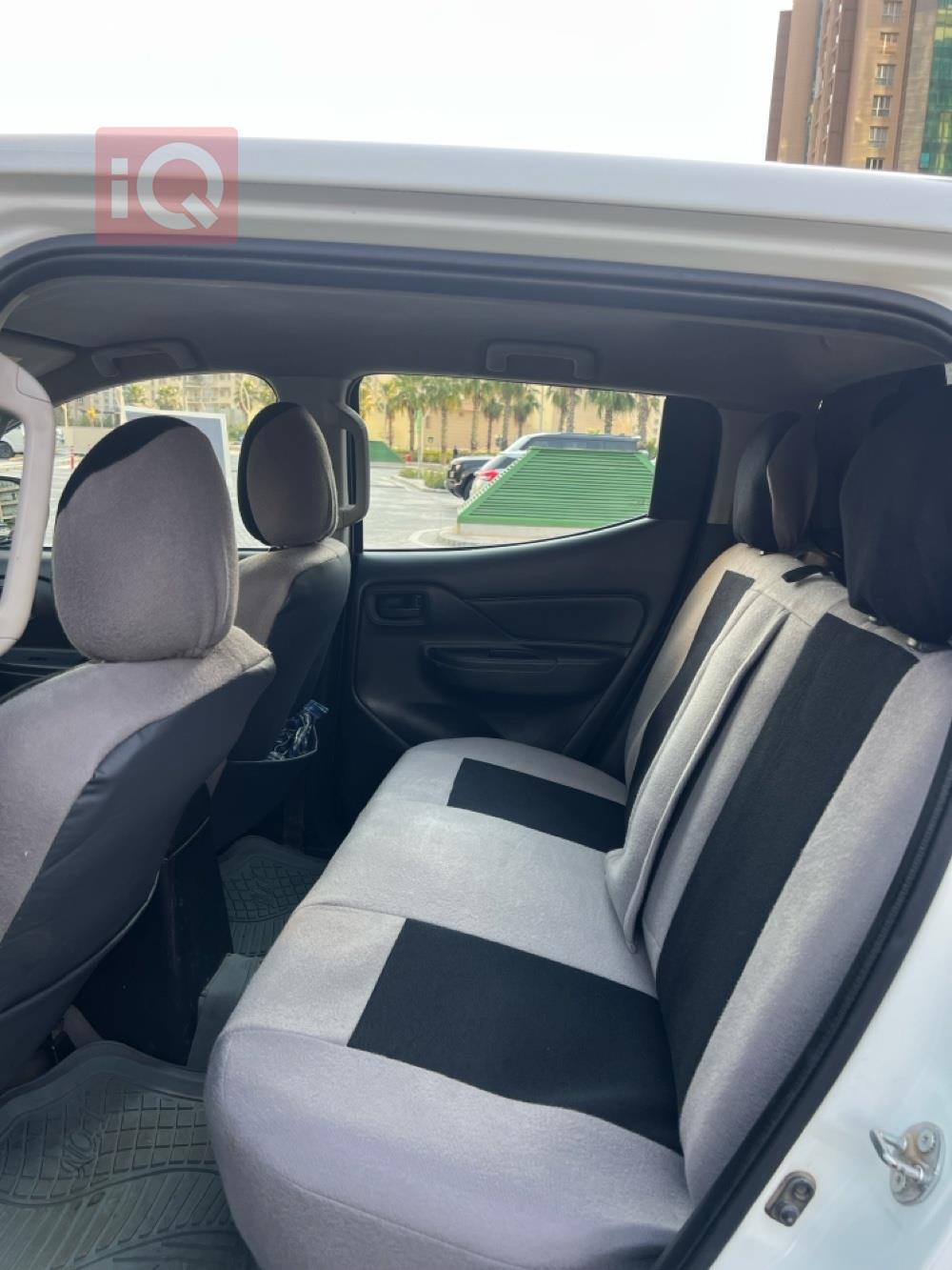 ميتسوبيشي L200